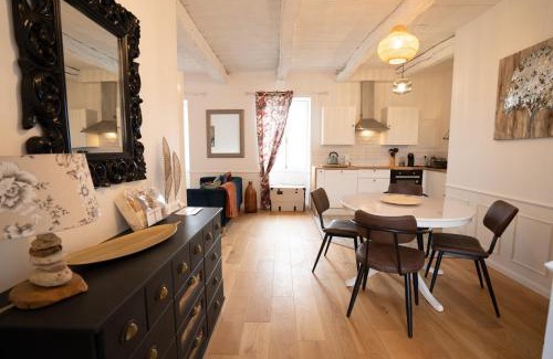 La Plaine-sur-Mer Apartment | Appartement cosy en cœur de bourg