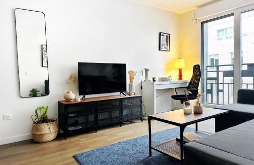 Levallois-Perret Apartment | Appartement cosy aux portes de Paris
