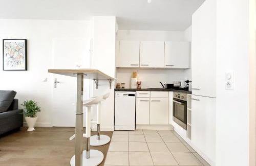 Levallois-Perret Apartment | Appartement cosy aux portes de Paris