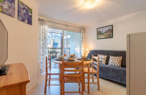 Saint-Lary-Soulan Apartment | Appartement cosy 6 pers, Saint-Lary village, Quartier Thermal, télécabine proche - FR-1-296-136