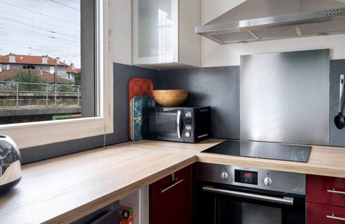 Saint-Denis Apartment | Appartement Crista - Welkeys