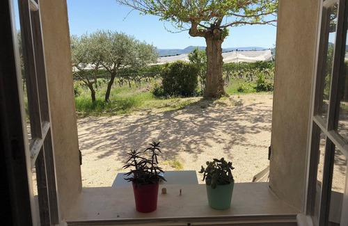 Mormoiron Apartment | Appartement Dans Maison vue Mt Ventoux et Vignes
