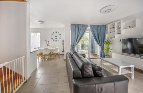 Juvisy-sur-Orge Apartment | Appartement de 4 chambres à 13 minutes de Paris (train)