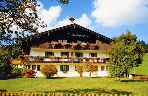 Aschau im Chiemgau Apartment | Appartement Nr. 15, ein Extra Zirben-schlafzimmer 43 qm und Süd-balkon