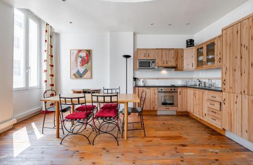 Prefecture Apartment | Appartement de grand standing, joliment décoré