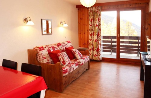 Les Orres Apartment | Appartement de standing avec piscine, sauna, hammam et wifi aux Orres 1800 - FR-1-322-130