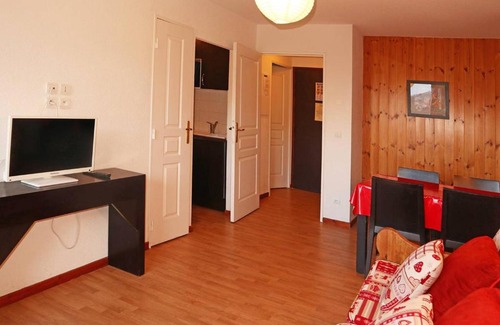 Les Orres Apartment | Appartement de standing avec piscine, sauna, hammam et wifi aux Orres 1800 - FR-1-322-130