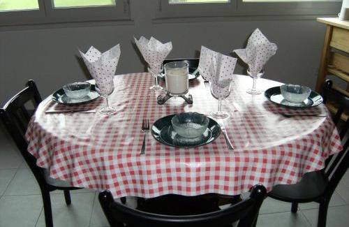 La Cote-aux-Fees House | Appartement de vacances Niederer