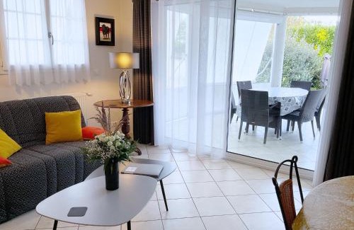 Vaux-sur-Mer Apartment | Appartement de vacances - VILLA L'OLIVIER