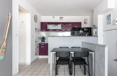 Courseulles-sur-Mer Apartment | Appartement dos à la marina - Proche de la plage