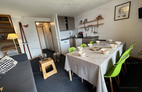 Vallandry Apartment | Appartement duplex 45m², 3 pièces, 8 pers, balcon, près des pistes, animaux admis - FR-1-757-117
