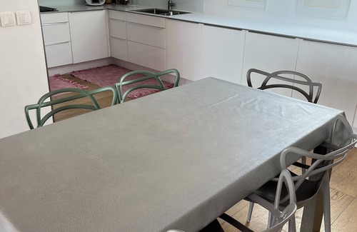 Saint-Lambert Apartment | Appartement Duplex Quartier Bompard, vue mer et Proche Bonne-mère