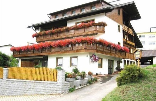 Zwiesel Apartment | Appartement für 1-2 Personen mit Balkon und Küchenzeile