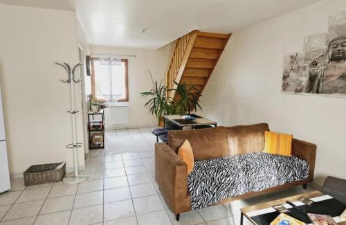 Bellegarde-du-Loiret Apartment | Appartement, deux chambres