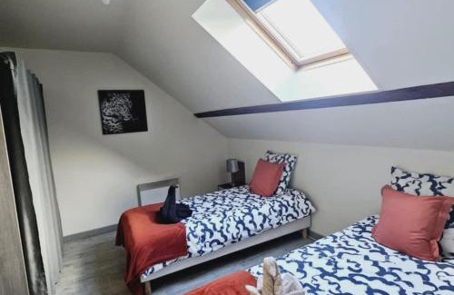 Bellegarde-du-Loiret Apartment | Appartement, deux chambres