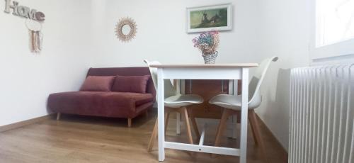 Margny-les-Compiegne Apartment | Appartement T2 au 1er étage