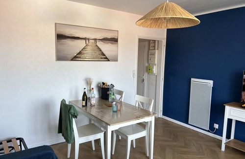 Notre-Dame-de-Monts Apartment | Appartement Cosy vue mer , Plage à 100 m , Tout Confort , Balcon vue mer