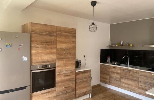 Saint-Bres Apartment | Appartement