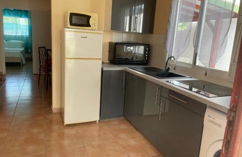 Basse-Terre Apartment | Appartement Hibiscus