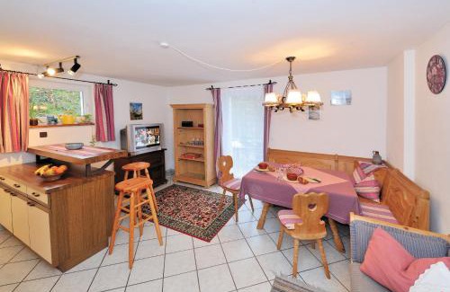 Stanggaß Apartment | Appartement im Souterrain mit Terrasse