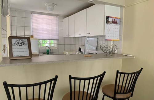 Willemstad Apartment | Appartement Kas di Bami A-194 op Tropisch Resort met Zwembad