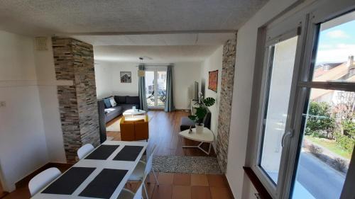 Areuse Apartment | Appartement Le 18