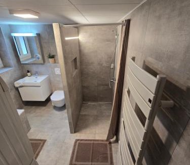 Areuse Apartment | Appartement Le 18