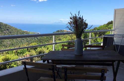 Ville-di-Pietrabugno Apartment | Appartement moderne à Bastia de 57 m² avec vue mer exclusive