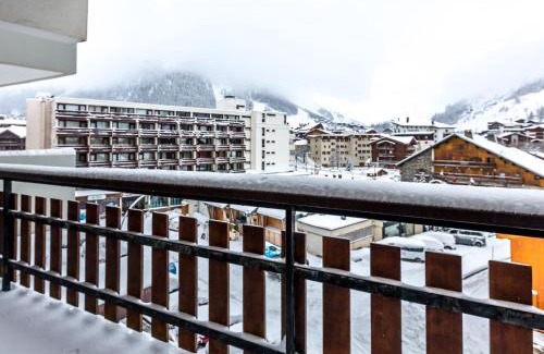 Val-d'Isere Apartment | Appartement moderne avec balcon, WiFi et cuisine équipée - FR-1-694-168