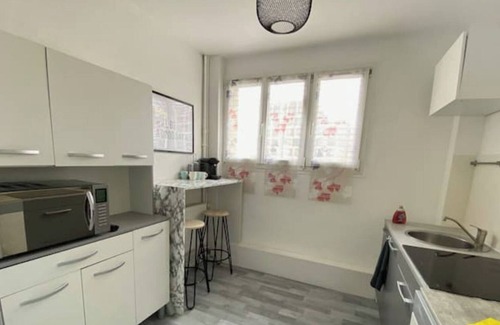 Chevilly-Larue Apartment | Appartement Paisible et Bien Situé Proche Aéroport Orly et Tramway Pour Paris