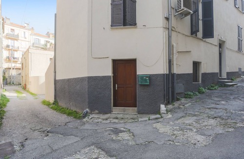 Carnot Apartment | Appartement Palme d'Or - Welkeys