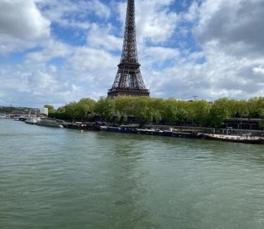 Passy Apartment | Appartement Passy Tour Eiffel