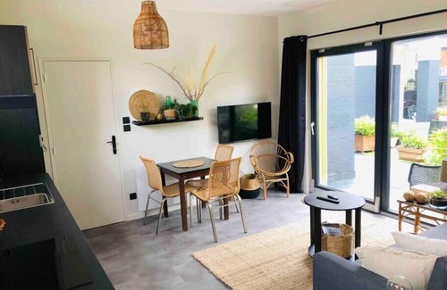 Mesnil-Val-Plage Apartment | Appartement - Piscine - Terrasse, Beau Séjour