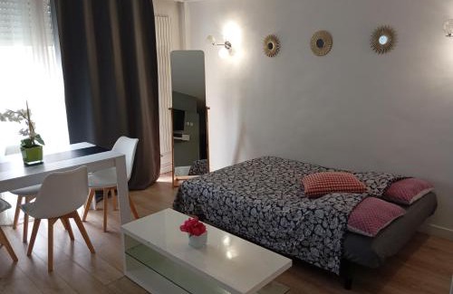 16th Arrondissement Apartment | Appartement proche Tour Eiffel