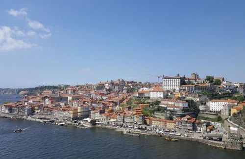 Vila Praia de Ancora Apartment | Appartement de 90 m2 en 1ere ligne face a l'ocean