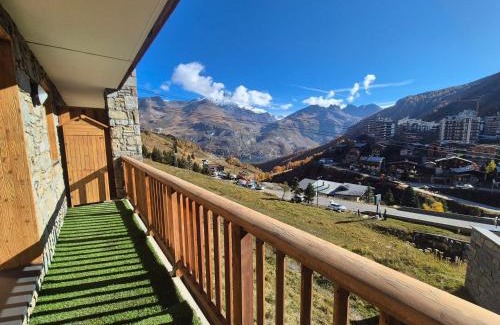 Les Almes Apartment | Appartement rénové 5 pers, Tignes le Lac, balcon, parking, au pied des pistes - FR-1-502-585