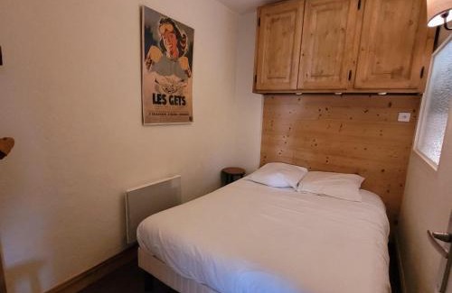 Les Gets Apartment | Appartement rénové centre station, 3 étoiles, 4 pers, balcon, parking, Wi-Fi - FR-1-598-44