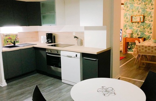 Roubaix Apartment | Appartement Roubaix Gare 2 Chambres Pour 6. Calme et Agréable ! Parking Dispo