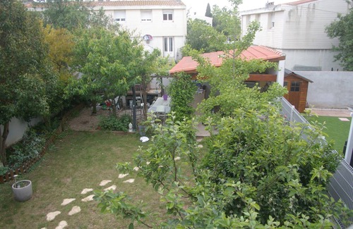 Sete Apartment | Appartement Saisonnier 1 Étage Dans Petite Résidence Avec Jardin