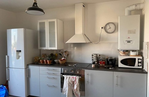 Montreuil Apartment | Appartement Sans vis à vis au Calme - Proche Métro