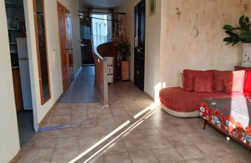 Noailles Apartment | Appartement spacieux à Marseille - 90 m² avec vue sur la ville