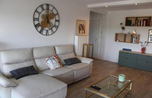 Anglet Apartment | Appartement spacieux avec terrasse en plein centre