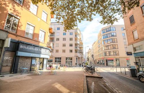 Voltaire - Saint Amour Apartment | Appartement spacieux, proche gare, Lyon 3e