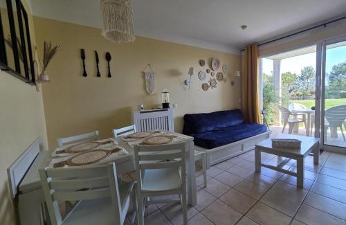 Chateau-d'Olonne Apartment | Appartement terrasse, piscines, wi-fi, résidence face mer