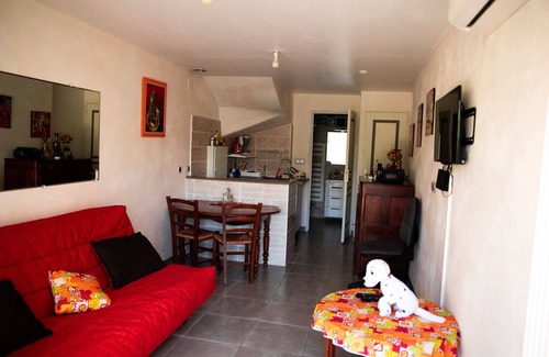 11th Arrondissement Apartment | Appartement T2 40 M² dans villa avec jardin Semaine/WE 2 personnes