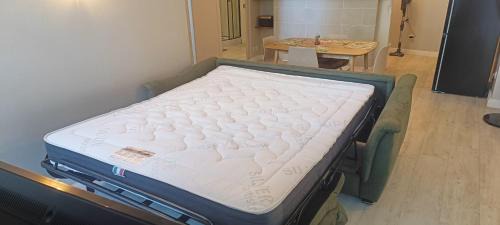 Angouleme Apartment | Appartement T2 style tropical tout confort CENTRE VILLE