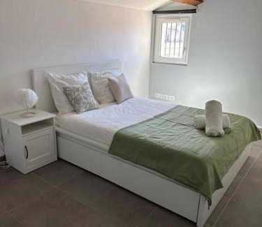 Quartier du Panier Apartment | Appartement T3 Duplex sous les Toits de Marseille Panier Vieux Port