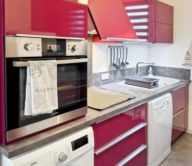 Aurillac Apartment | Appartement T3 - Vue dégagée - Parking