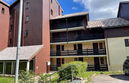 Gresse-en-Vercors Apartment | Appartement tennis randonnées - Gresse en Vercors - Résidence les Centaures