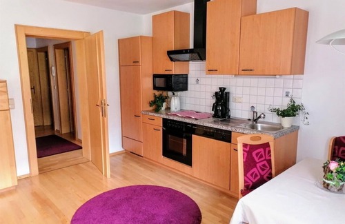 Soell Apartment | Appartement Tenne 1 Schlafraum und Wohnschlafraum - Biobauernhof Entinghof